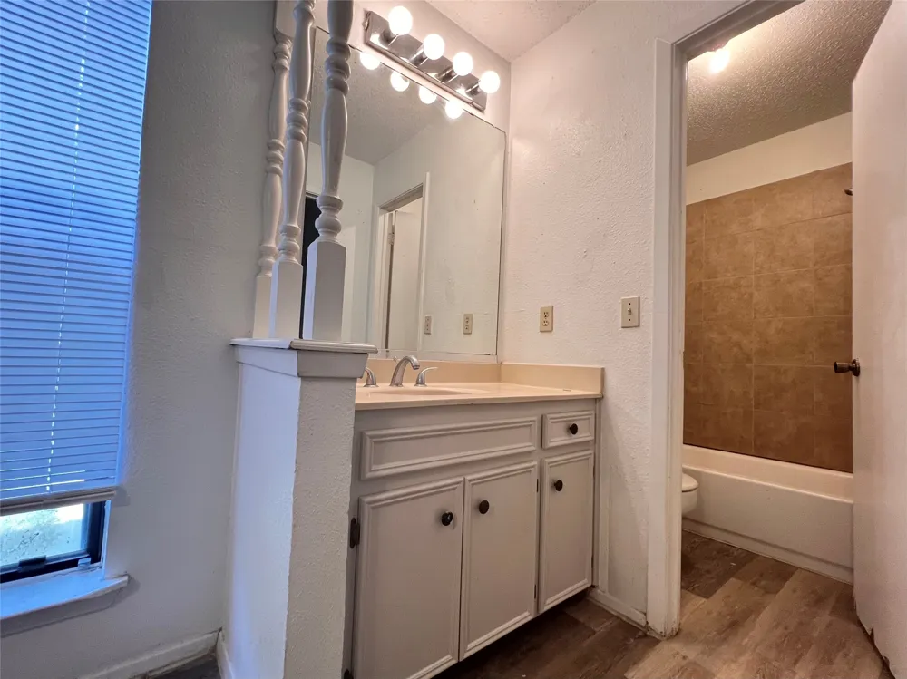 10616 Mellow Meadows #27A Austin, TX 78750