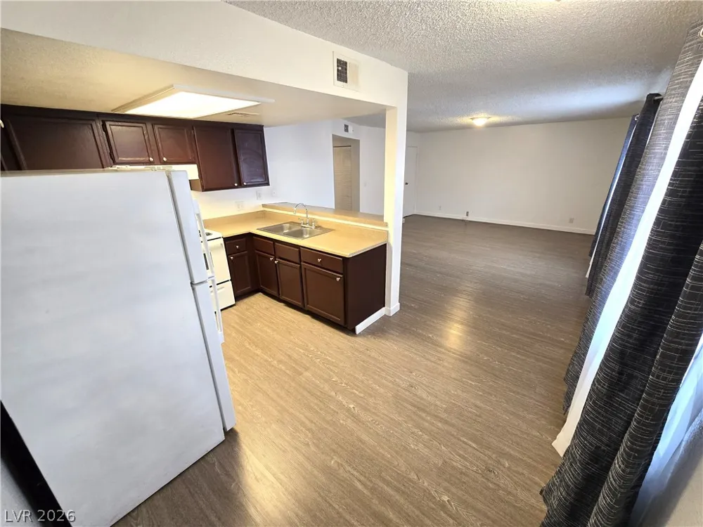 4771 E Craig Road Las Vegas, NV 89115