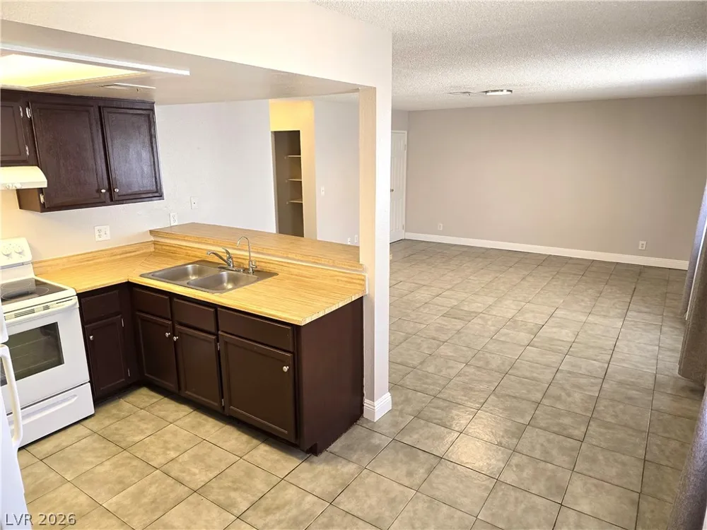 4771 E Craig Road Las Vegas, NV 89115