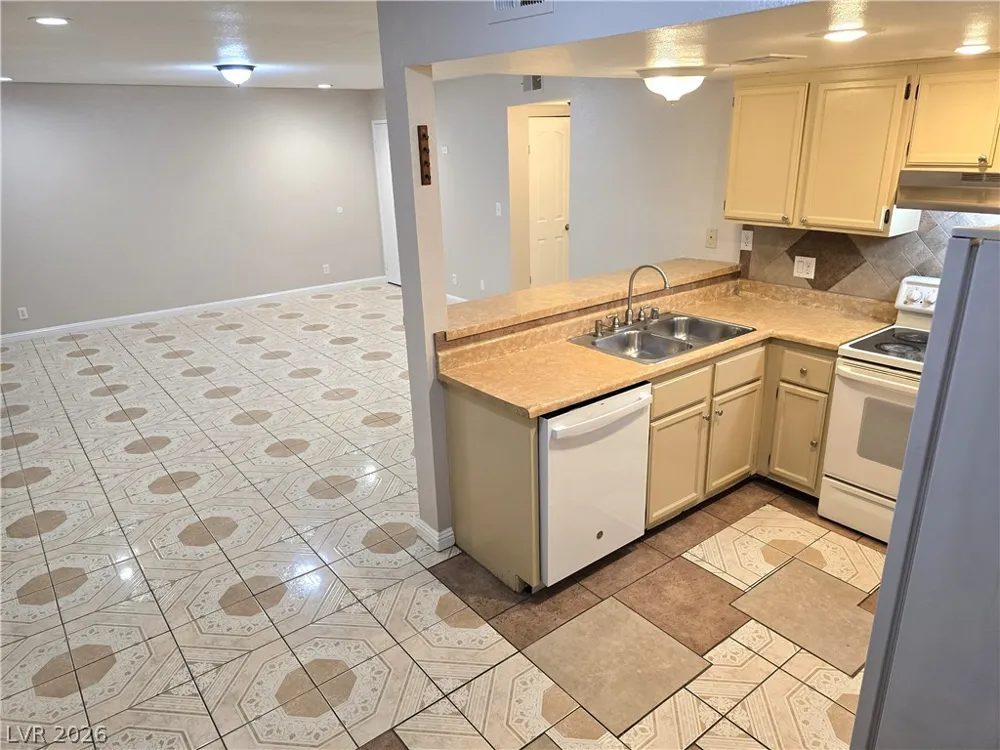 4781 E Craig Road Las Vegas, NV 89115