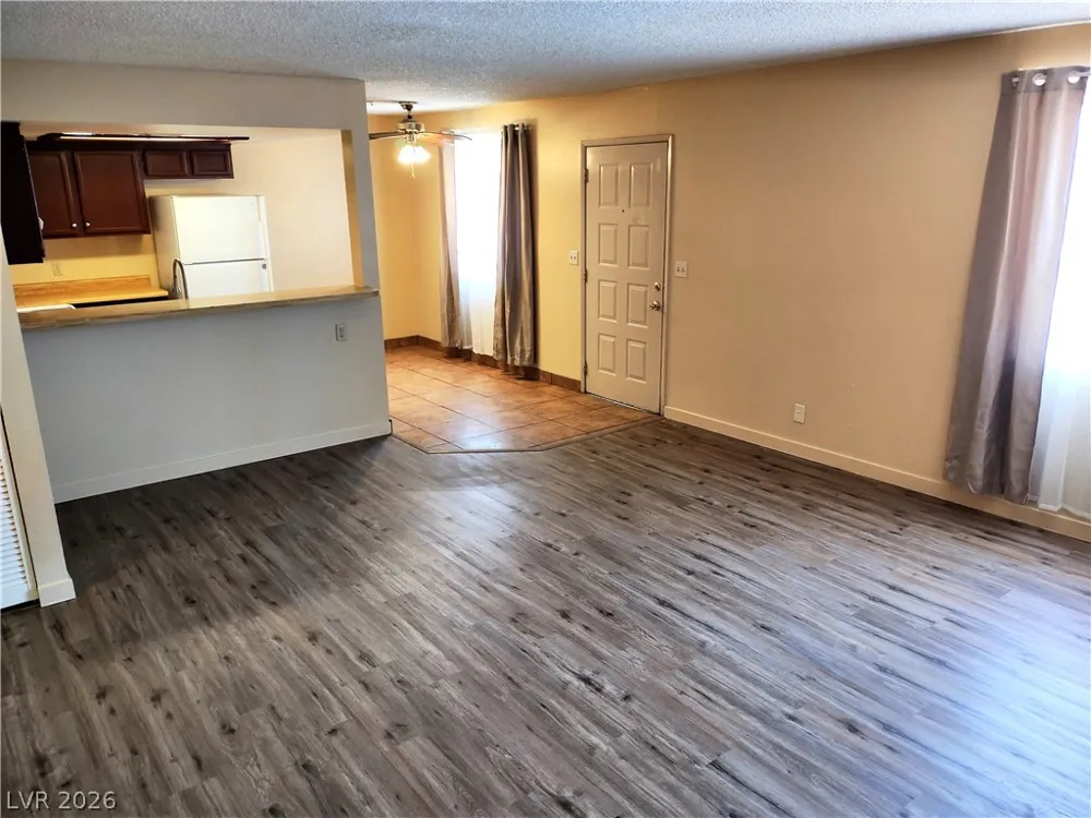 4781 E Craig Road Las Vegas, NV 89115