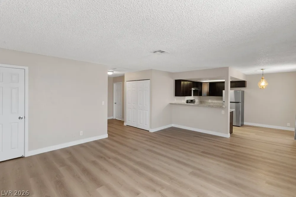 4851 E Craig Road Las Vegas, NV 89115