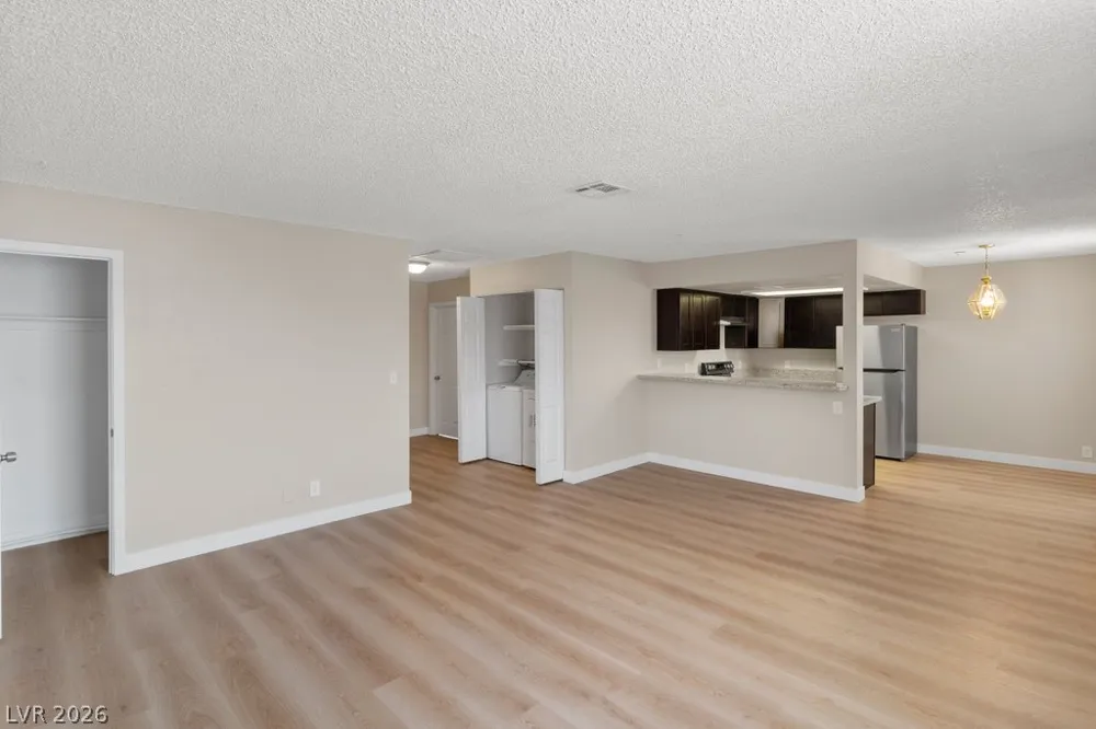 4851 E Craig Road Las Vegas, NV 89115