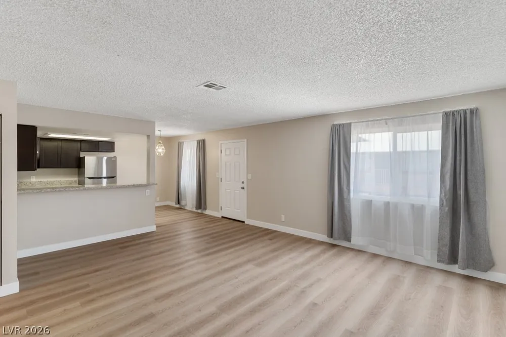 4851 E Craig Road Las Vegas, NV 89115