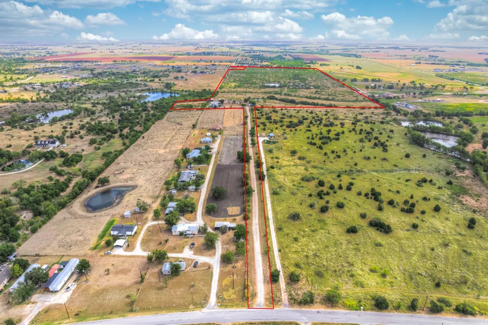 14734 Bois D Arc Lane Manor, TX 78653