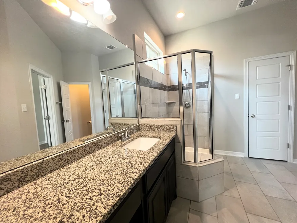 2101 Dillon Pond Lane #B Pflugerville, TX 78660