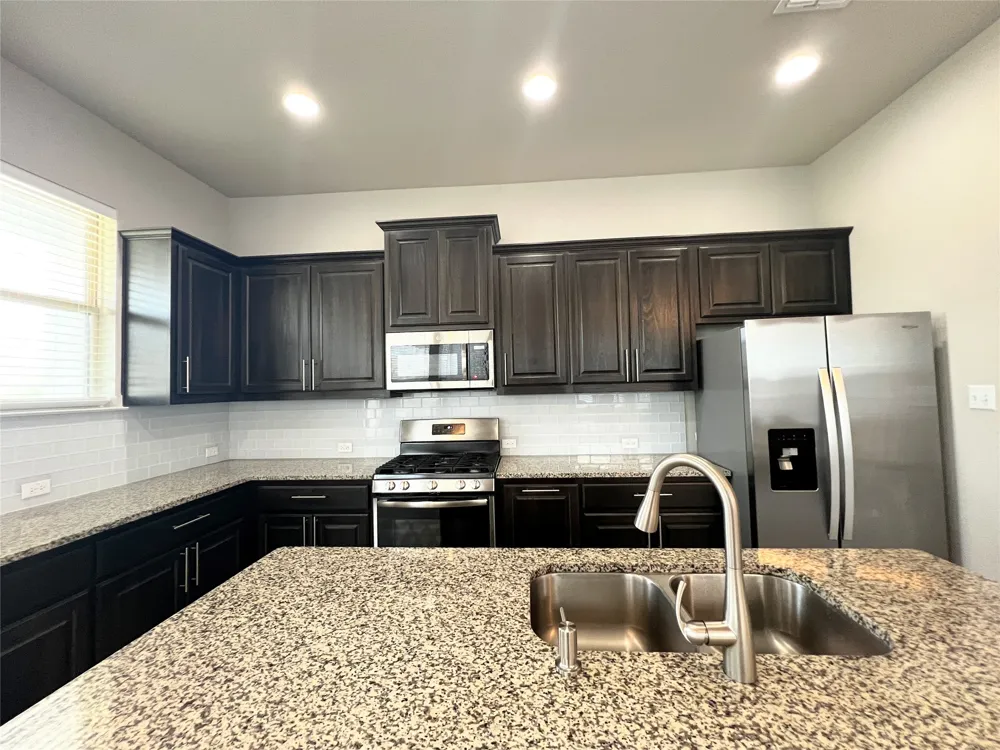 2101 Dillon Pond Lane #B Pflugerville, TX 78660
