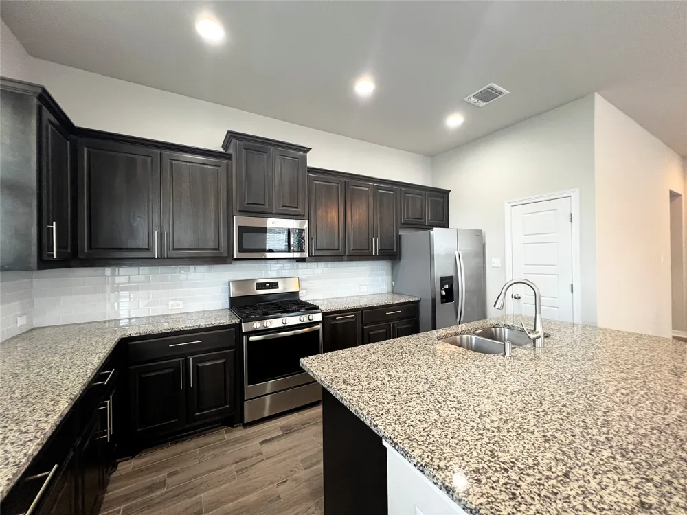 2101 Dillon Pond Lane #B Pflugerville, TX 78660