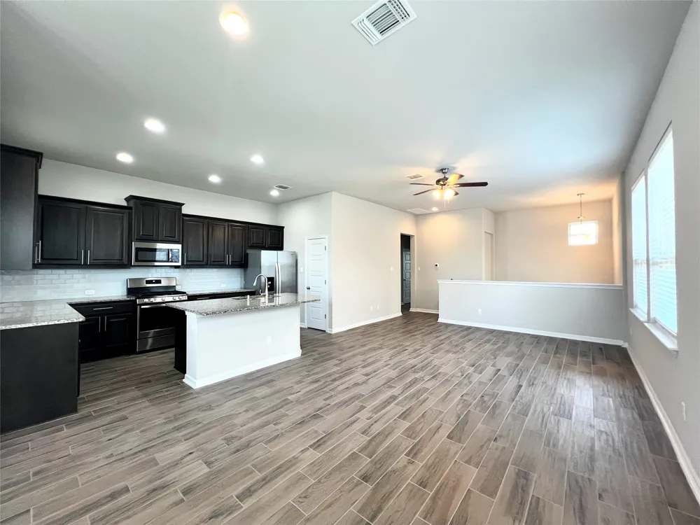 2101 Dillon Pond Lane #B Pflugerville, TX 78660