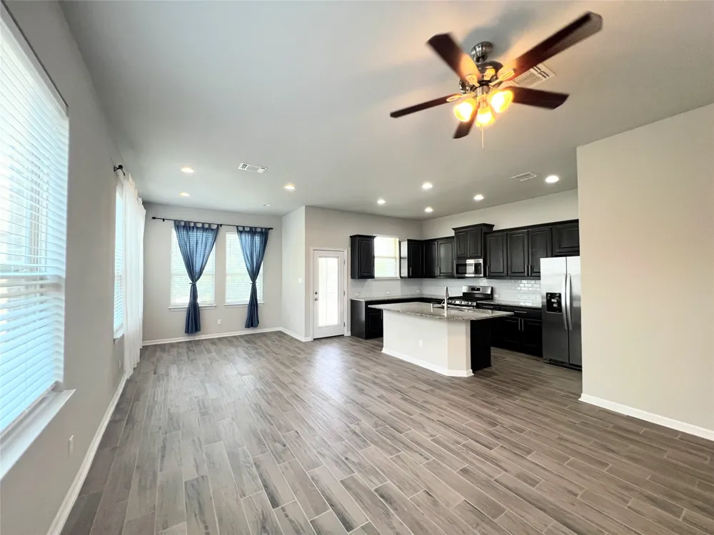2101 Dillon Pond Lane #B Pflugerville, TX 78660