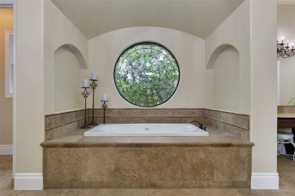 17408 Regatta View Drive Jonestown, TX 78645