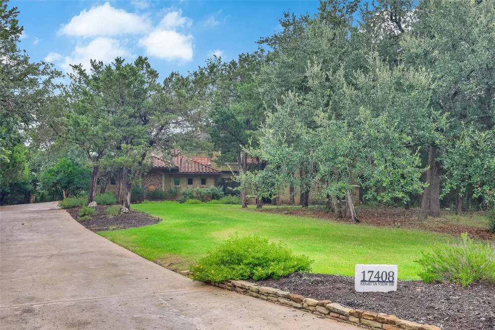 17408 Regatta View Drive Jonestown, TX 78645
