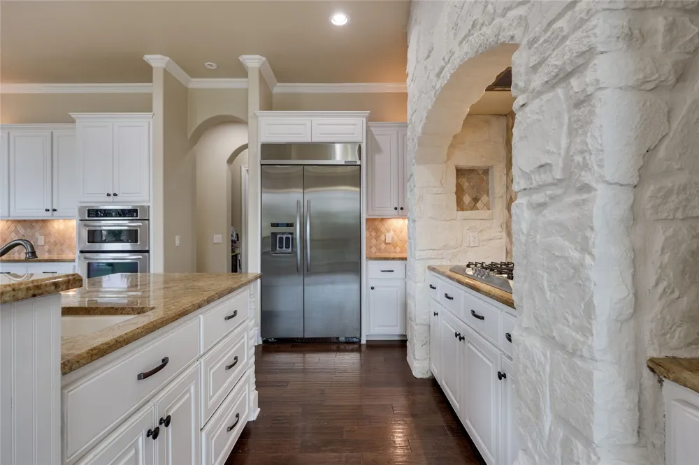 17408 Regatta View Drive Jonestown, TX 78645