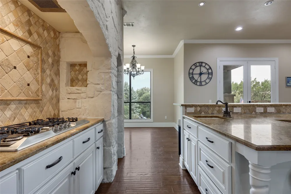 17408 Regatta View Drive Jonestown, TX 78645