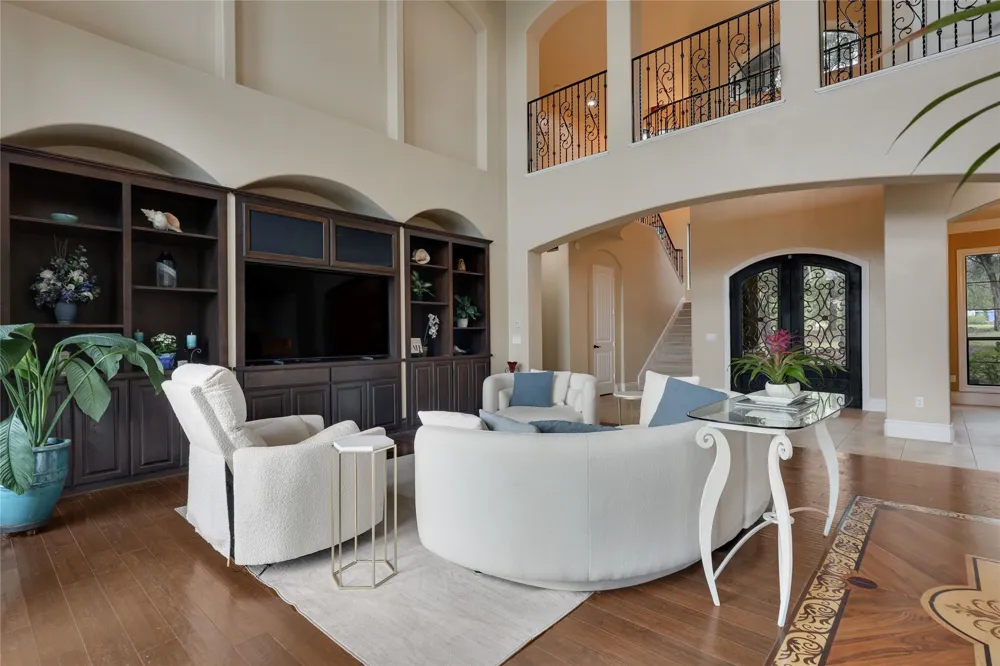 17408 Regatta View Drive Jonestown, TX 78645