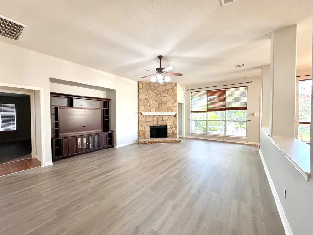 13809 Field Spar Drive Manor, TX 78653