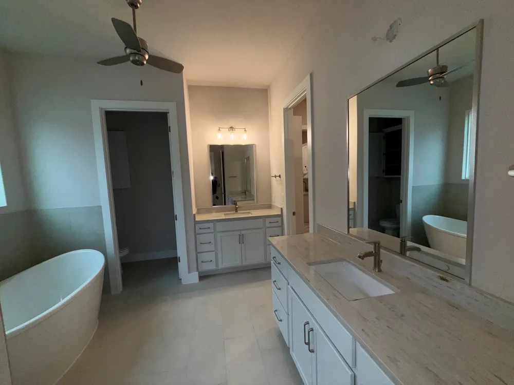 134 Pinehurst Street Meadowlakes, TX 78654