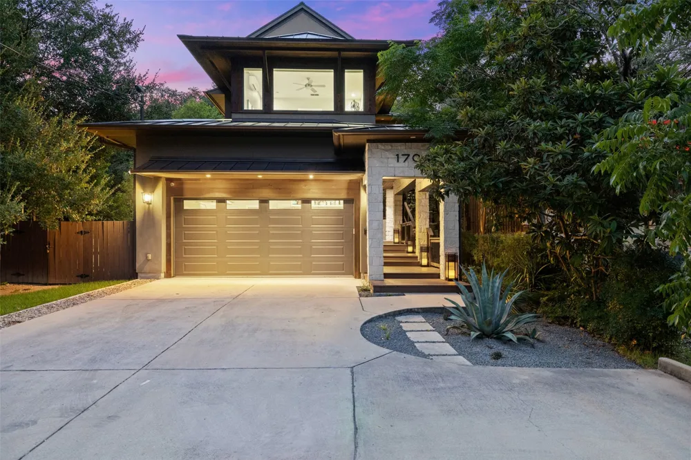 1704 East Side Drive Austin, TX 78704