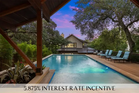 1704 East Side Drive