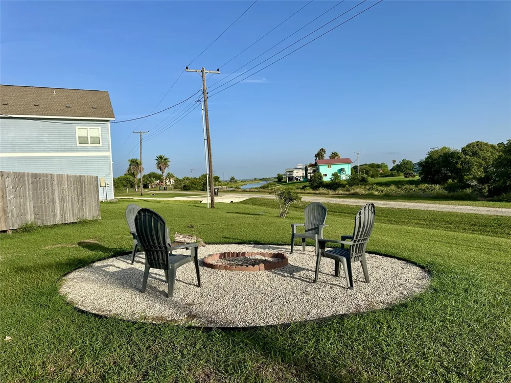 52 Anchor Lane Seadrift, TX 77983