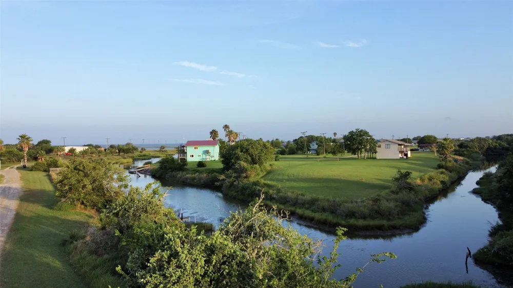 52 Anchor Lane Seadrift, TX 77983