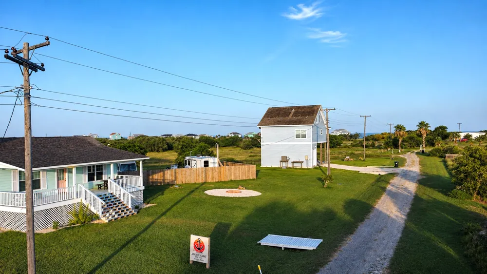 52 Anchor Lane Seadrift, TX 77983