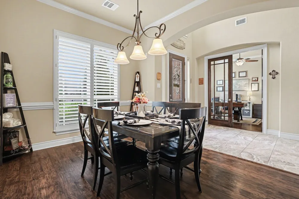 1919 Mulligan Drive Round Rock, TX 78664