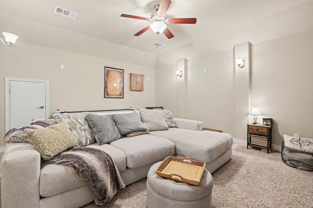 1919 Mulligan Drive Round Rock, TX 78664