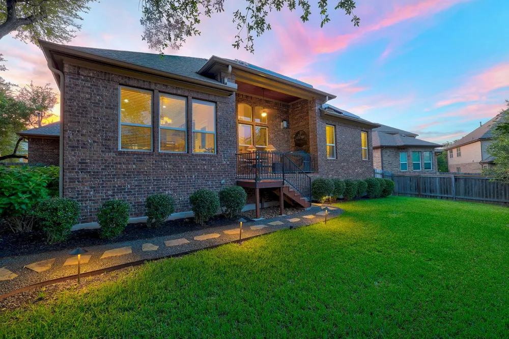 1919 Mulligan Drive Round Rock, TX 78664