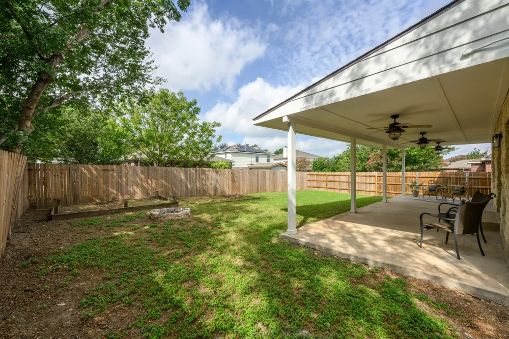 809 Tapestry Cove Pflugerville, TX 78660