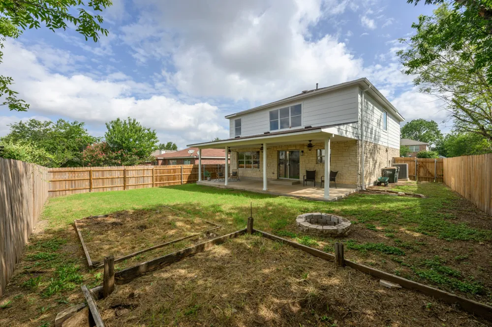 809 Tapestry Cove Pflugerville, TX 78660