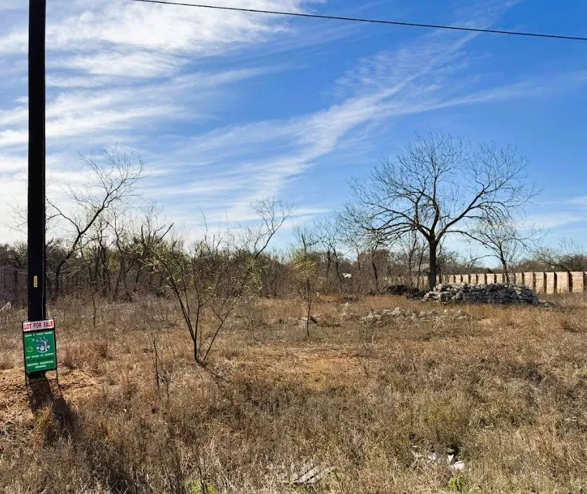 133 Blushing Drive Cedar Creek, TX 78612