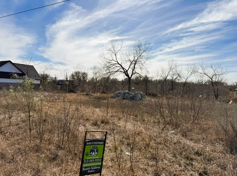 133 Blushing Drive Cedar Creek, TX 78612