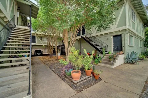 4306 Avenue A #105