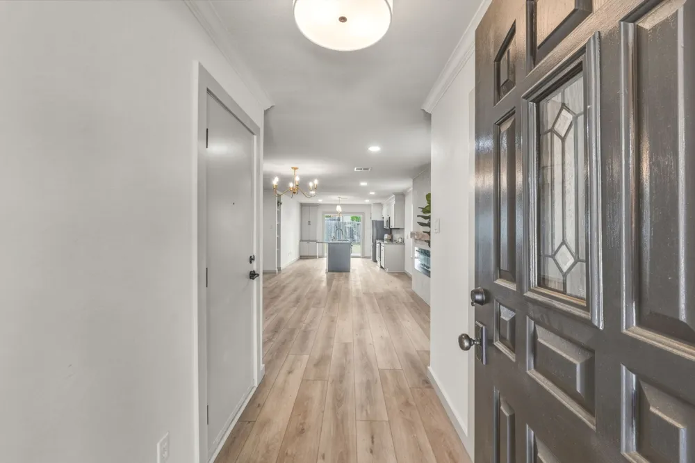 211 Banner Avenue Leander, TX 78641