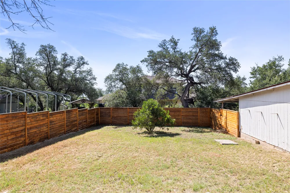 925 Windy Shores Loop Spicewood, TX 78669