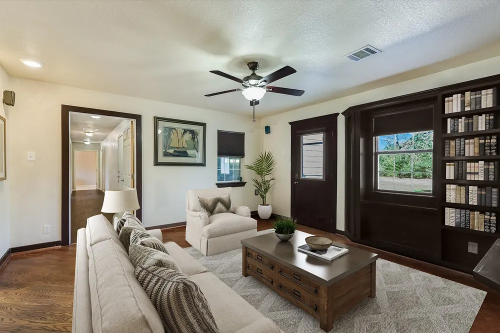 203 Pathfinders Way Smithville, TX 78957