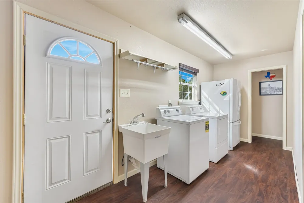 203 Pathfinders Way Smithville, TX 78957