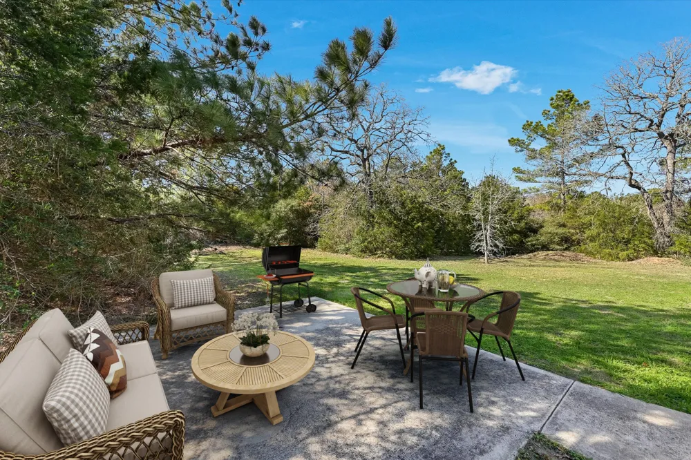 203 Pathfinders Way Smithville, TX 78957