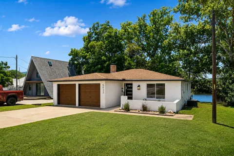 5032 River Oaks Drive