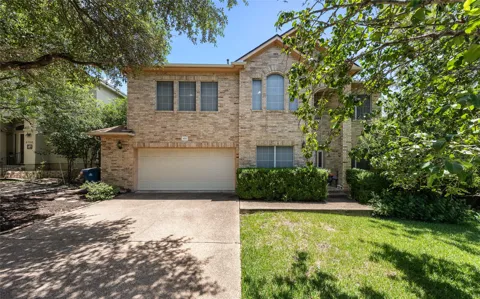 6707 Winnipeg Cove