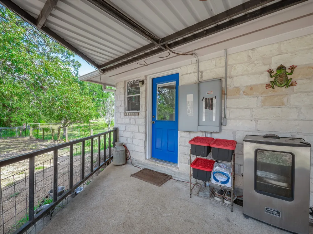 1650 County Road 439 Thorndale, TX 76577
