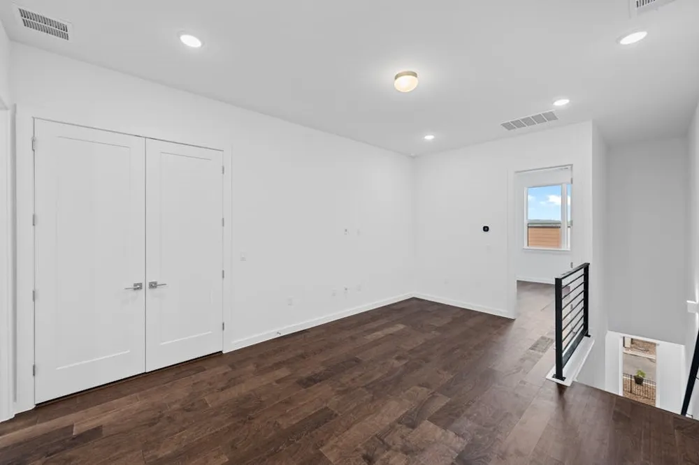 6823 Wolfcreek Pass #6 Austin, TX 78749