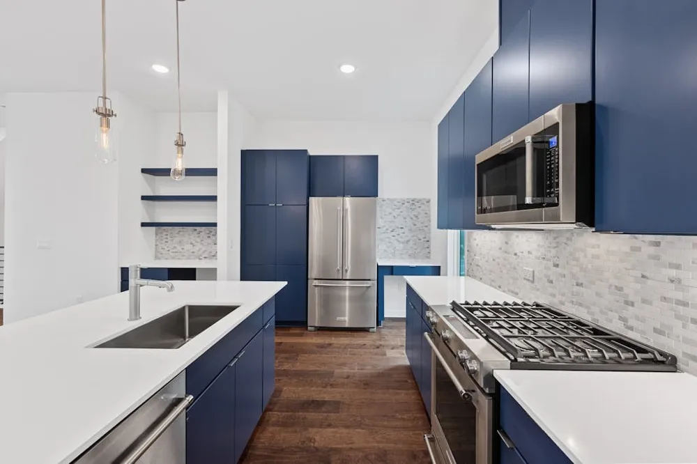 6823 Wolfcreek Pass #6 Austin, TX 78749