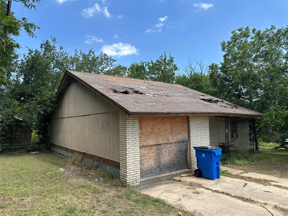 506 Forest Court Taylor, TX 76574