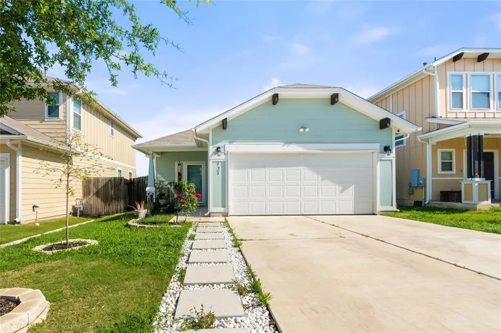 121 Guemal Road Buda, TX 78610