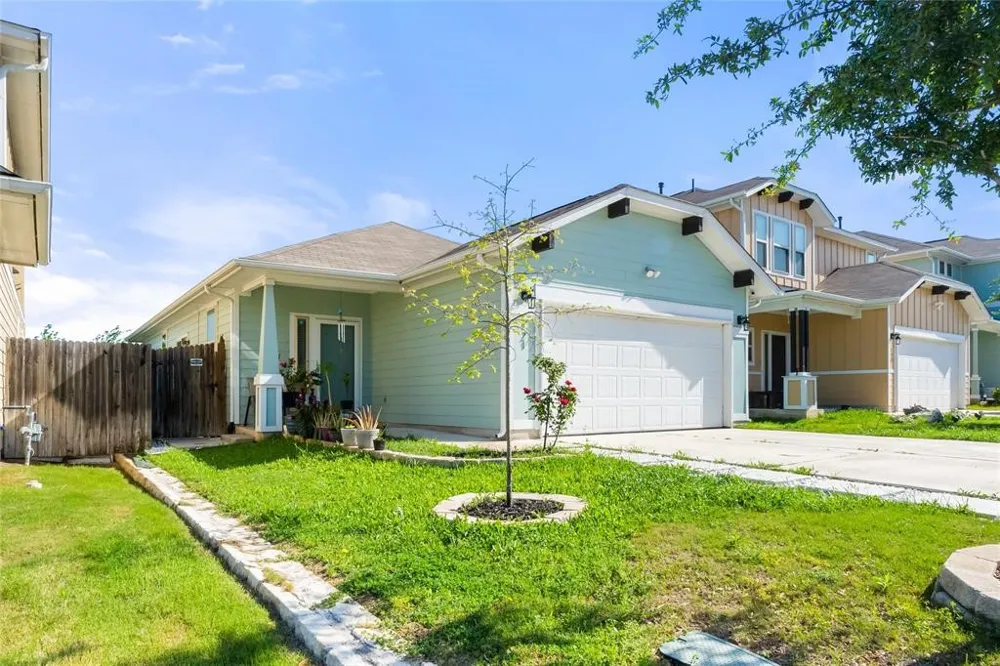 121 Guemal Road Buda, TX 78610