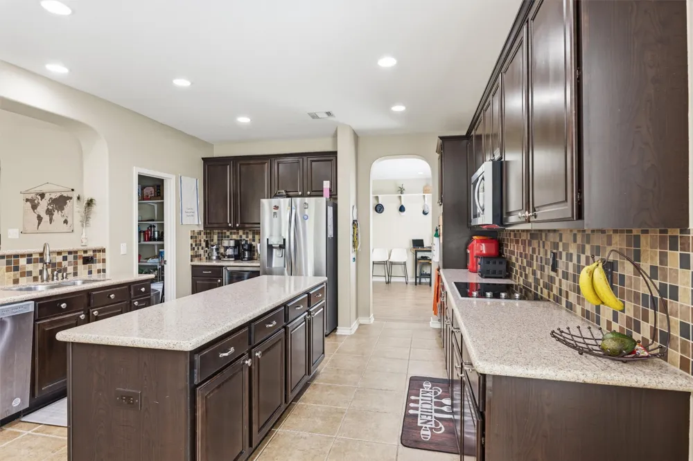 305 Hogg Pecan Pass Austin, TX 78748