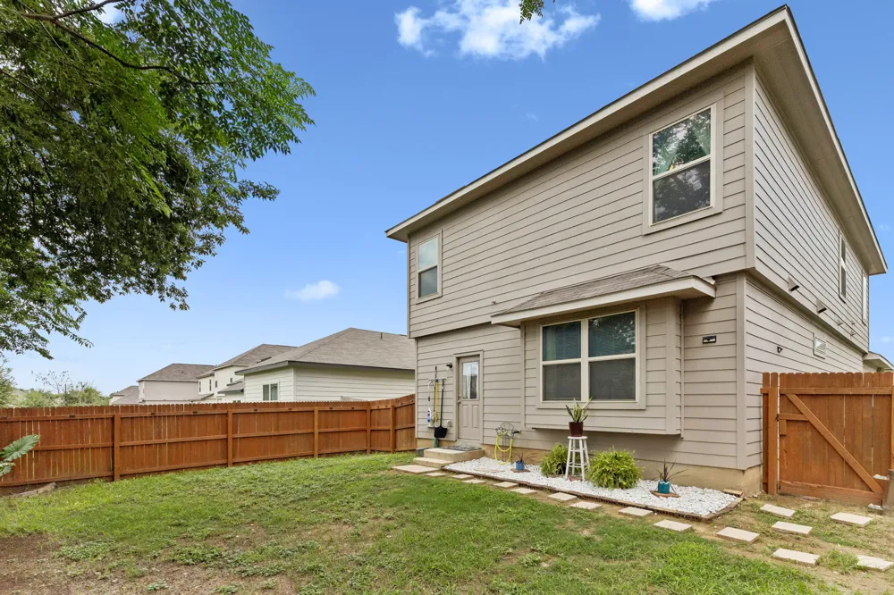 9314 Graze Branch San Antonio, TX 78211