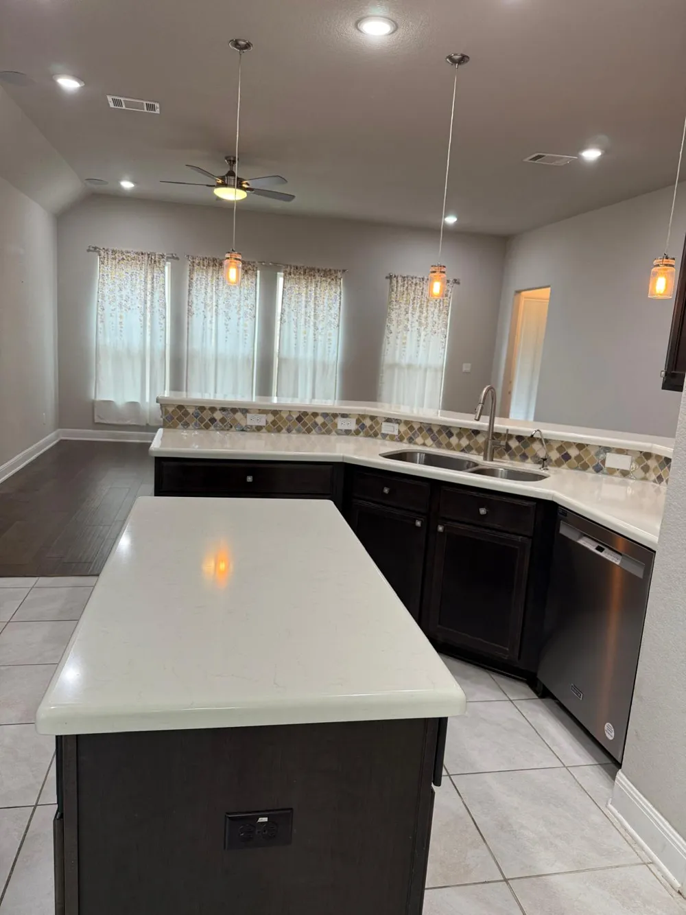 2637 Enza Drive Round Rock, TX 78665